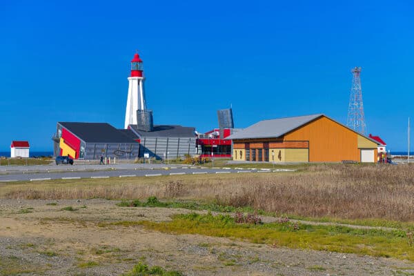 Rimouski - Le phare de Pointe-au-Père et le musée Empress of Ireland